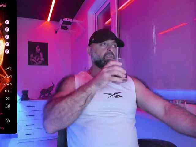 magabear Sex Cam Show