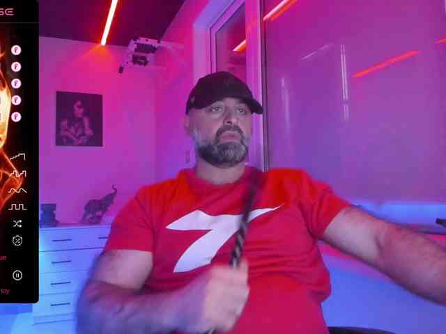 magabear Sex Cam Show