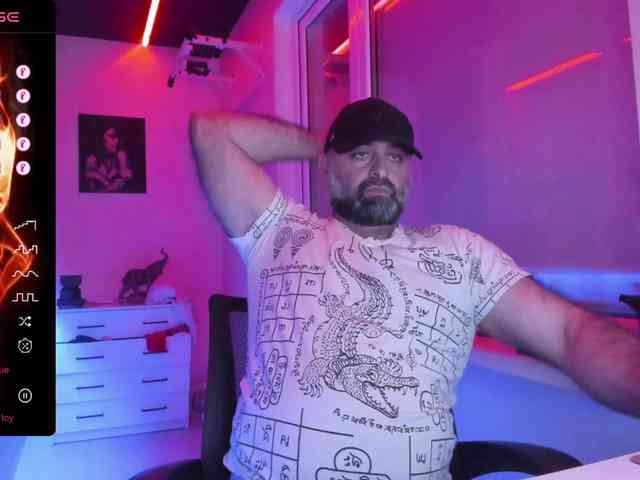magabear Sex Cam Show