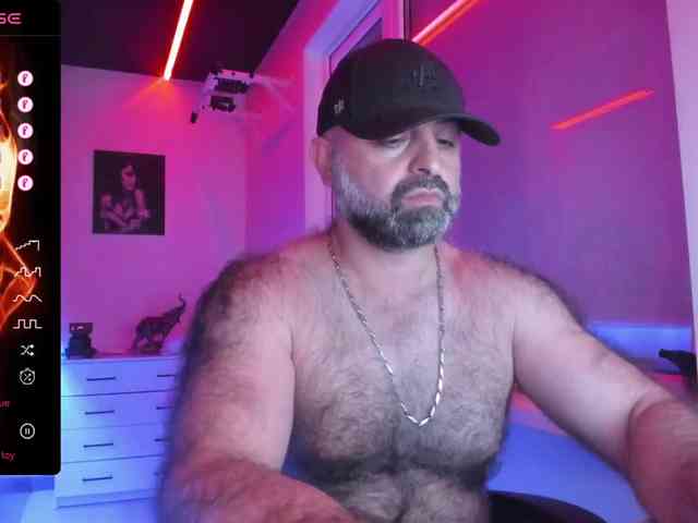 magabear Sex Cam Show