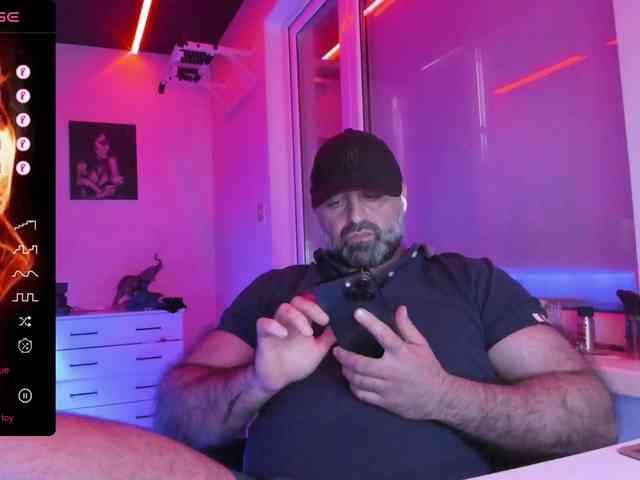 magabear Live Webcam on BongaCams