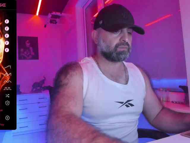 magabear Sex Cam Show