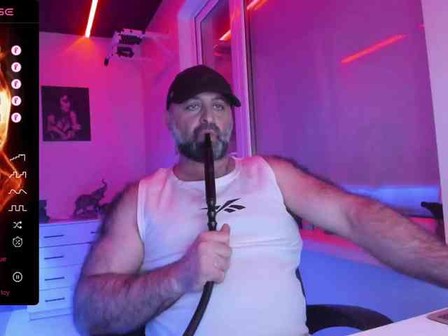 magabear Sex Cam Show