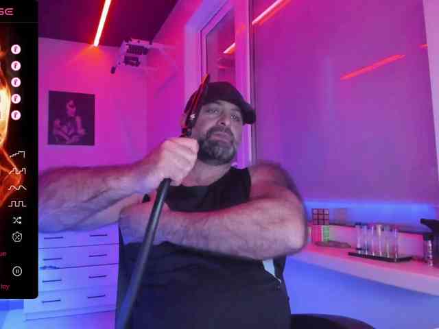magabear Sex Cam Show