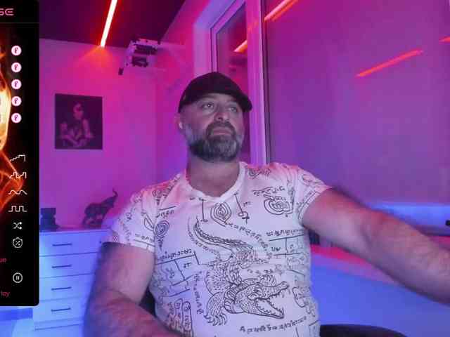 magabear Sex Cam Show