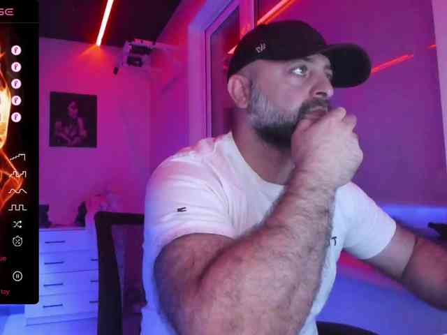 magabear Sex Cam Show