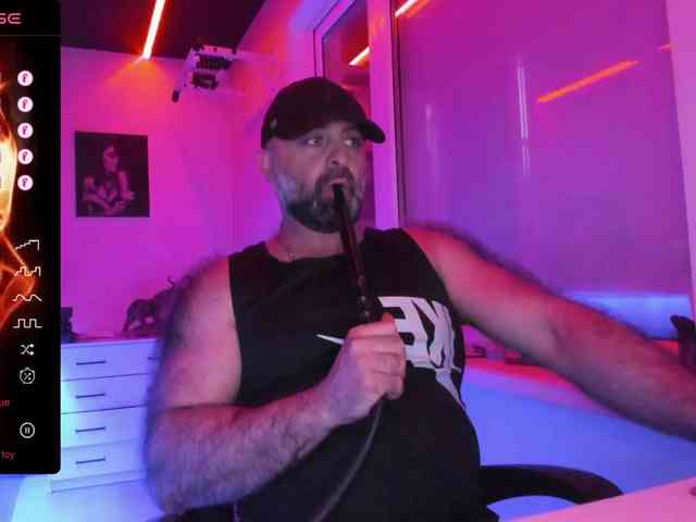 magabear Live Webcam on BongaCams