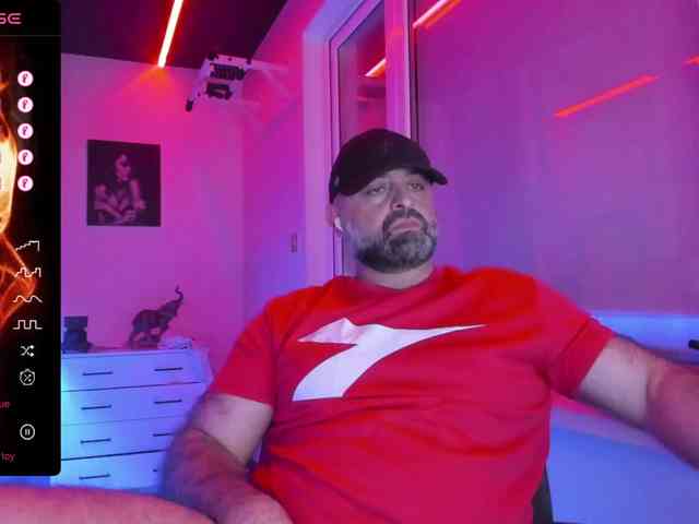 magabear Sex Cam Show