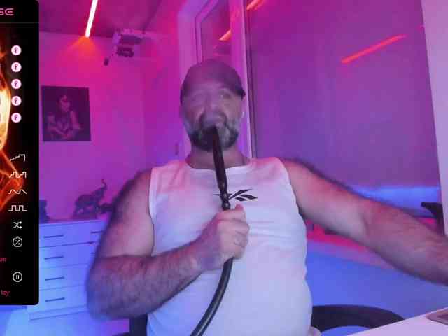 magabear Sex Cam Show