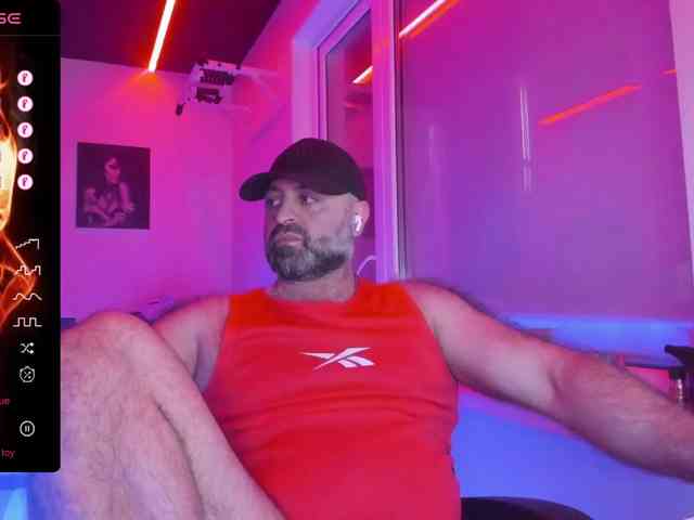 magabear Sex Cam Show