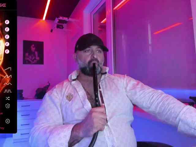 magabear Sex Cam Show