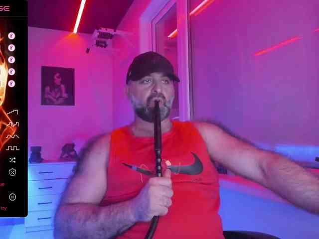 magabear Sex Cam Show