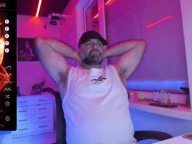 magabear Sex Cam Show