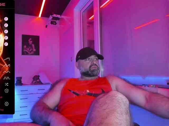 magabear Sex Cam Show