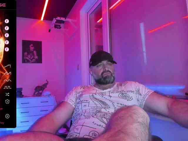 magabear Sex Cam Show