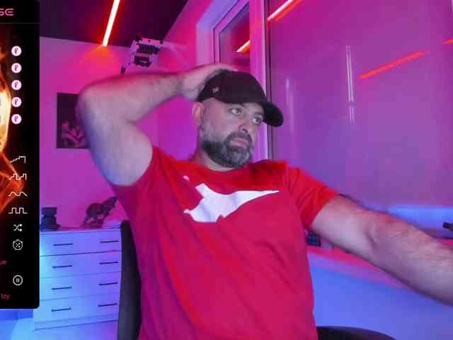 magabear Sex Cam Show