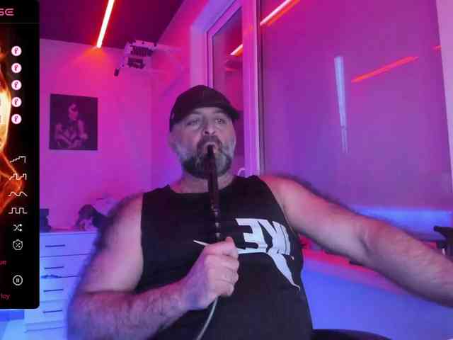 magabear Sex Cam Show