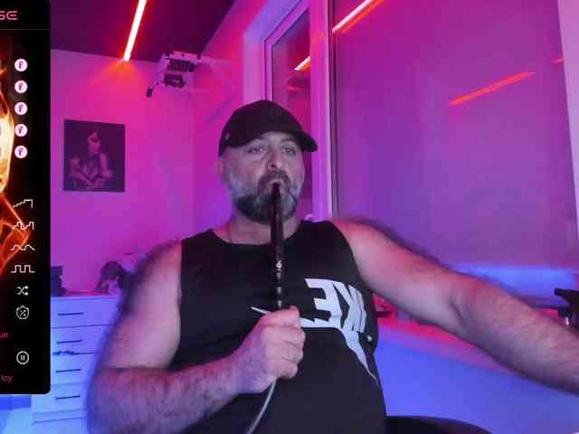 magabear Sex Cam Show