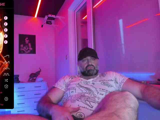 magabear Sex Cam Show