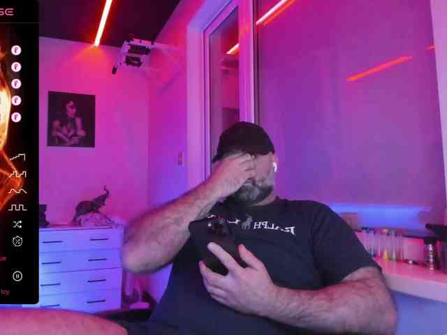 magabear Sex Cam Show