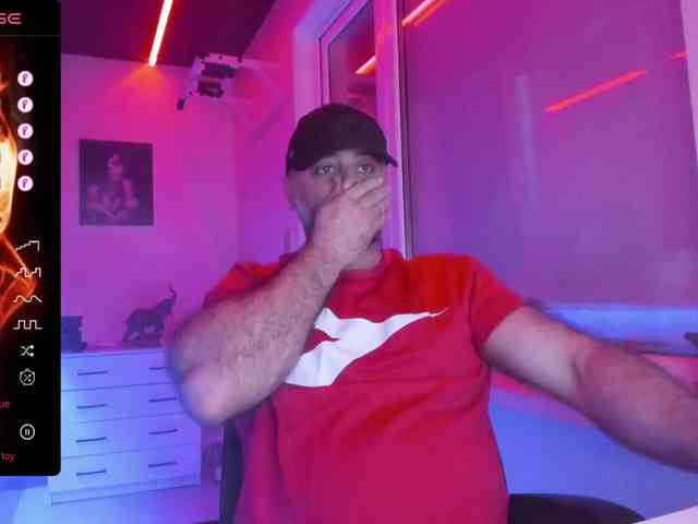 magabear Sex Cam Show