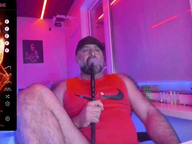magabear Sex Cam Show