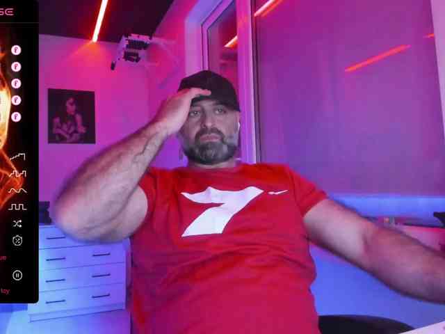 magabear Sex Cam Show