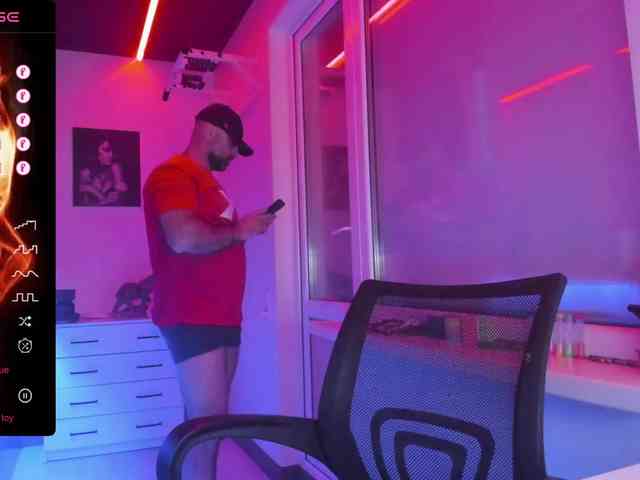 magabear Sex Cam Show