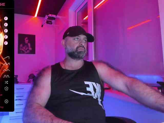 magabear Sex Cam Show