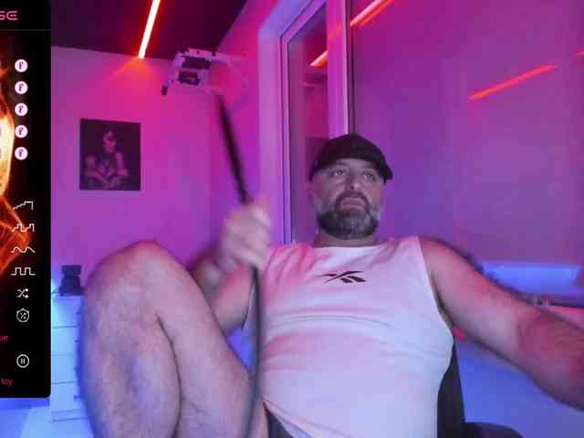 magabear Sex Cam Show
