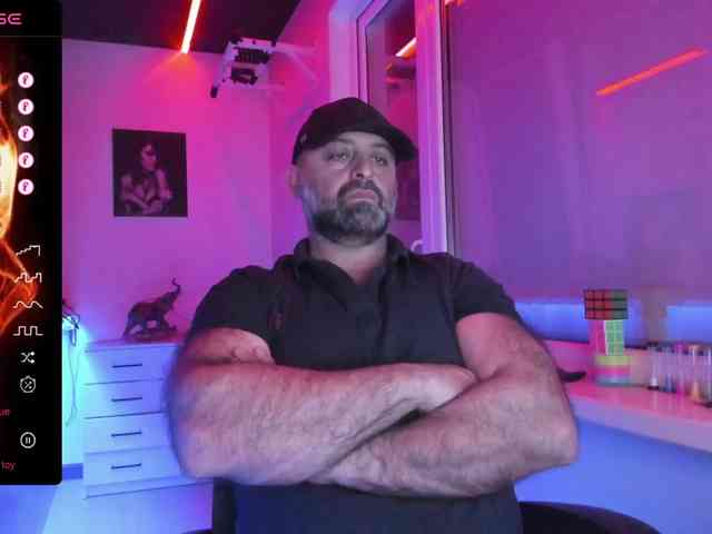 magabear Live Webcam on BongaCams