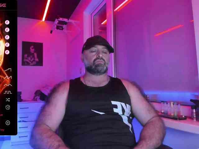 magabear Sex Cam Show