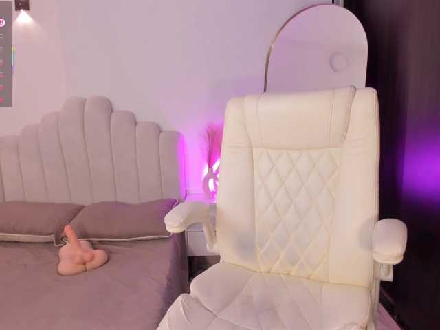 AmberLewis, en directo ahora en BongaCams