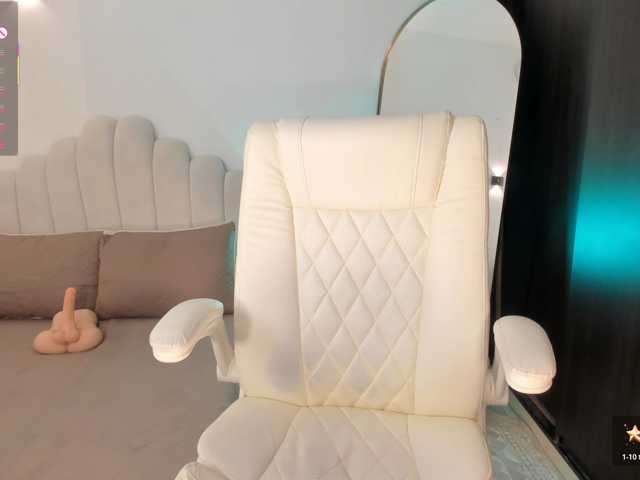 AmberLewis live cam on BongaCams