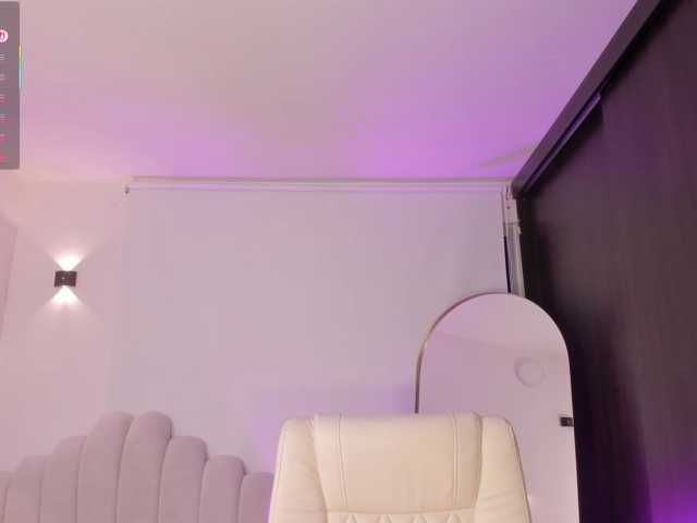 AmberLewis live cam preview