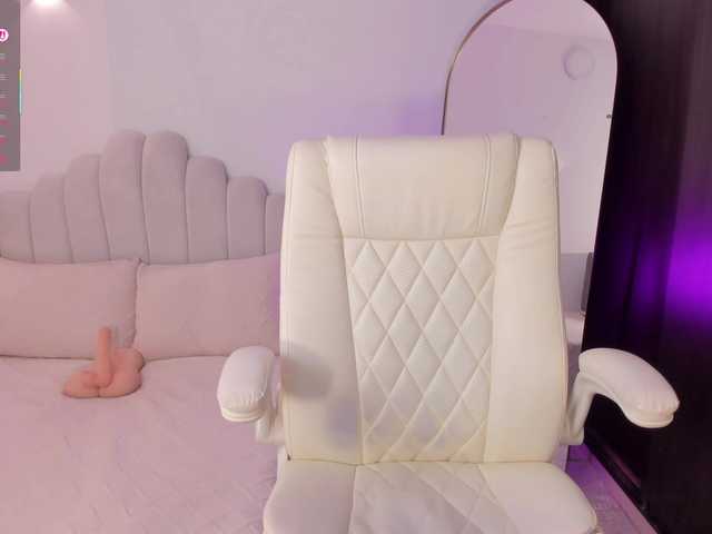 AmberLewis live cam on BongaCams