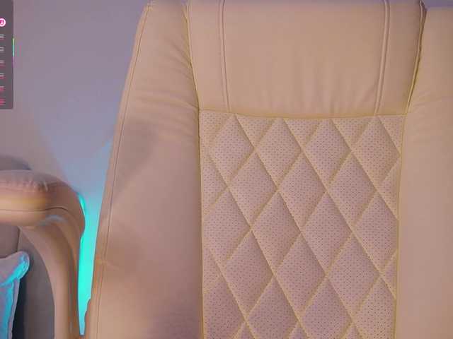 AmberLewis live cam on BongaCams