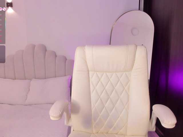 AmberLewis live cam on BongaCams