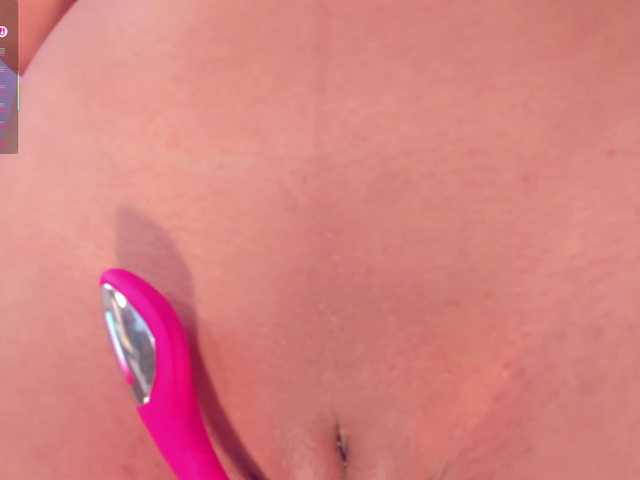 AmberLewis live cam on BongaCams