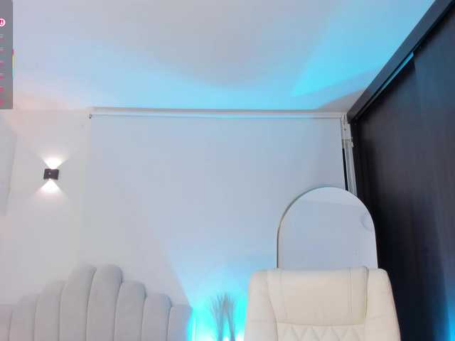 AmberLewis live cam on BongaCams