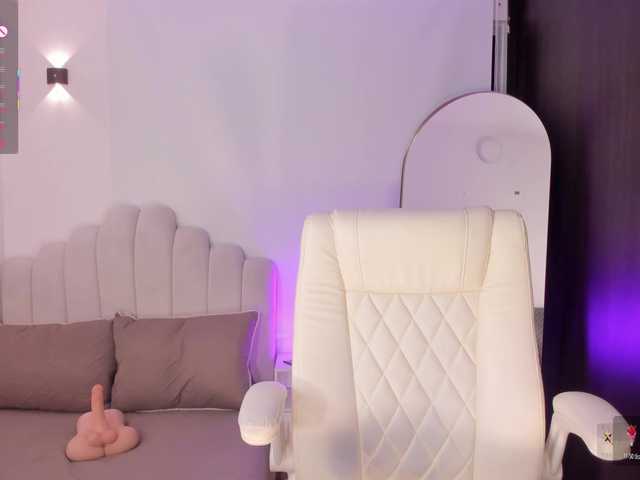 AmberLewis live cam on BongaCams