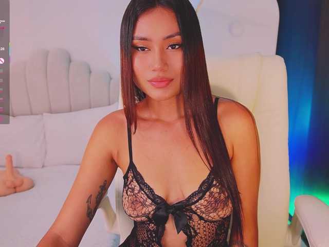 AmberLewis live cam on BongaCams
