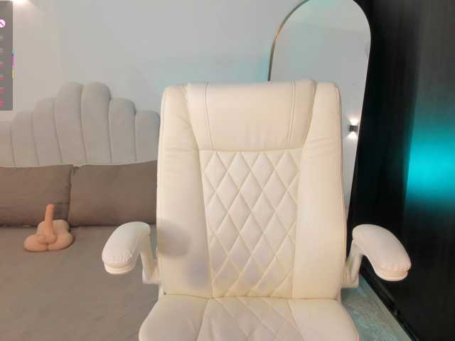 AmberLewis live cam on BongaCams