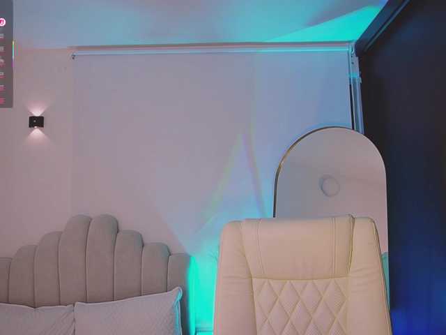 AmberLewis live cam on BongaCams