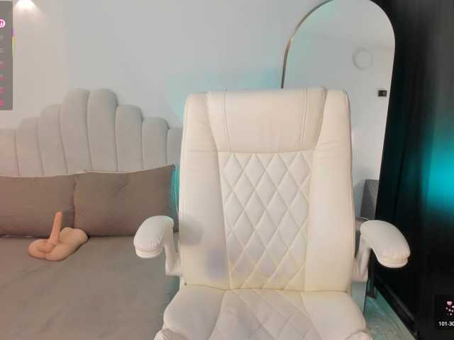 AmberLewis live cam on BongaCams
