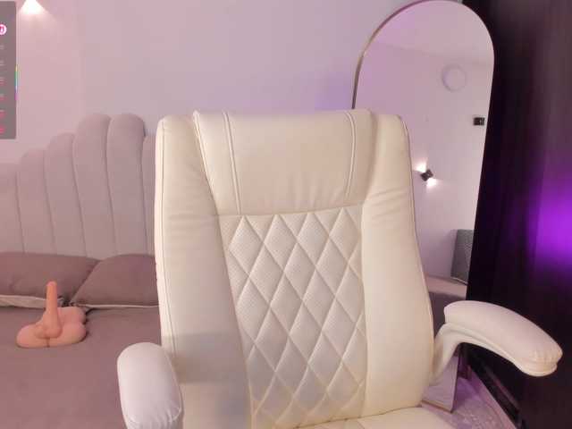 AmberLewis live cam on BongaCams