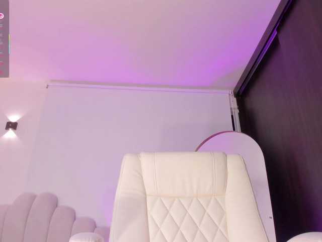 AmberLewis live cam on BongaCams