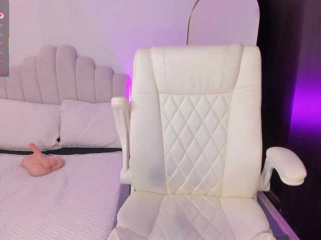 AmberLewis live cam on BongaCams