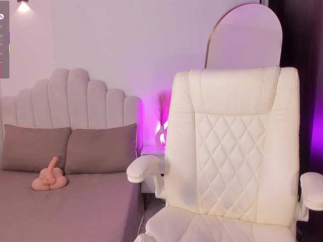 AmberLewis live cam on BongaCams
