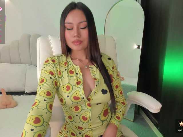 AmberLewis live cam on BongaCams